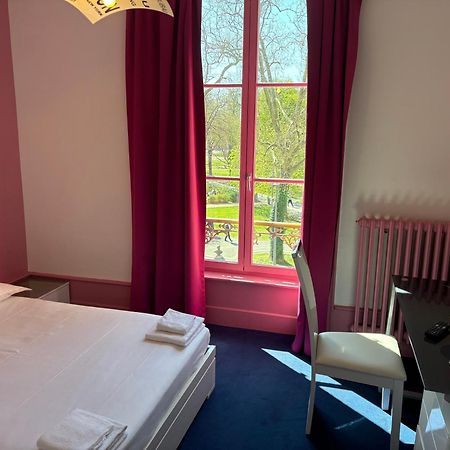 Hotel Couleurs Sud Centre-Ville Gare Шарлевіль-Мезьєр Екстер'єр фото